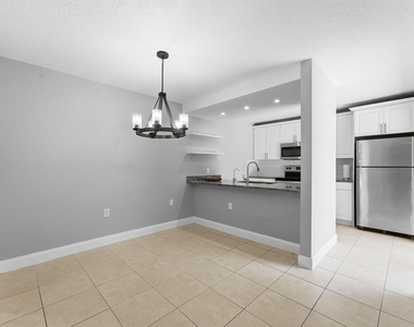 236 Charter Way - Photo Thumbnail 5