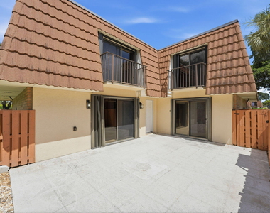 236 Charter Way - Photo Thumbnail 18