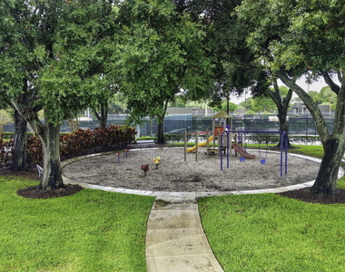 236 Charter Way - Photo Thumbnail 23