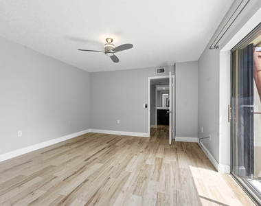236 Charter Way - Photo Thumbnail 11
