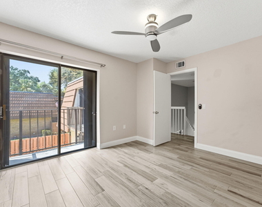 236 Charter Way - Photo Thumbnail 16