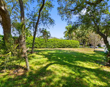 1050 Sw 1st Street - Photo Thumbnail 32