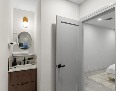 1050 Sw 1st Street - Photo Thumbnail 27