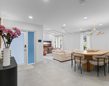1050 Sw 1st Street - Photo Thumbnail 36
