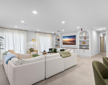 1050 Sw 1st Street - Photo Thumbnail 12