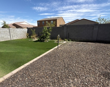 12645 W Palmaire Avenue - Photo Thumbnail 23