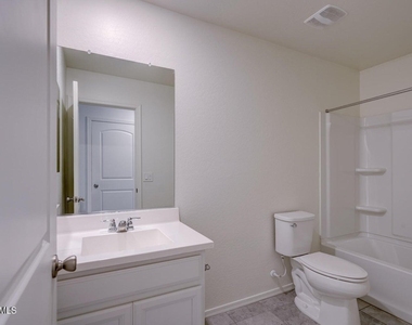 12645 W Palmaire Avenue - Photo Thumbnail 18