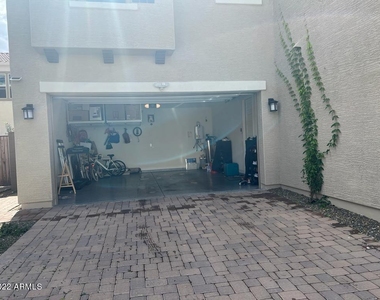 17359 N 10th Street - Photo Thumbnail 30