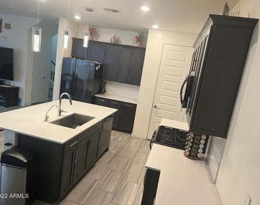17359 N 10th Street - Photo Thumbnail 25