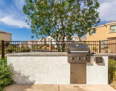 17359 N 10th Street - Photo Thumbnail 35