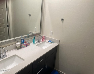 17359 N 10th Street - Photo Thumbnail 16