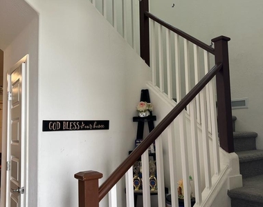 17359 N 10th Street - Photo Thumbnail 2
