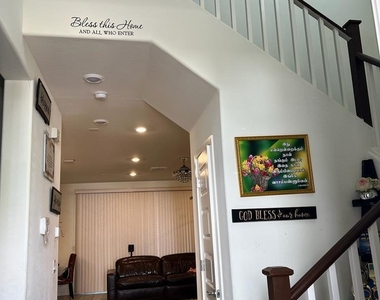 17359 N 10th Street - Photo Thumbnail 1