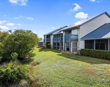 1481 Ne 14th Court - Photo Thumbnail 22