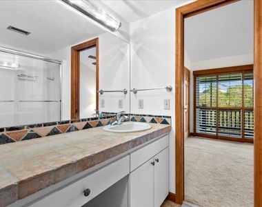 1481 Ne 14th Court - Photo Thumbnail 13