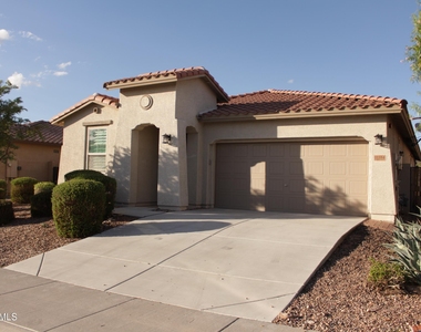 11554 W Lone Tree Trail - Photo Thumbnail 1