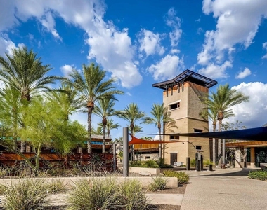 11554 W Lone Tree Trail - Photo Thumbnail 23