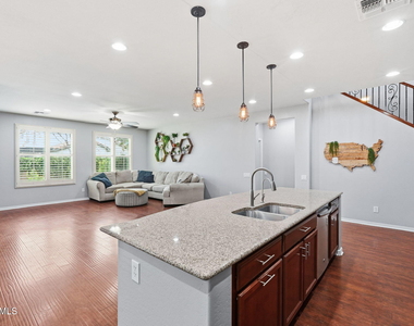 3546 E Ivanhoe Street - Photo Thumbnail 9