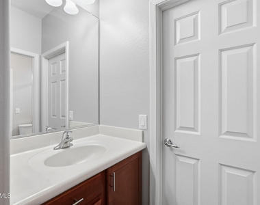 3546 E Ivanhoe Street - Photo Thumbnail 40