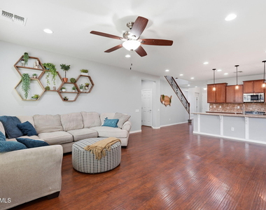 3546 E Ivanhoe Street - Photo Thumbnail 7