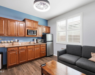 3546 E Ivanhoe Street - Photo Thumbnail 11