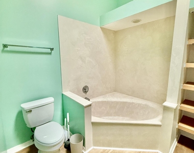 6008 Se Walkers Cay Court - Photo Thumbnail 13