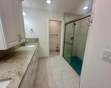 827 Se 6th Street - Photo Thumbnail 10