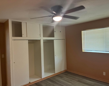517 Silver Beach Road - Photo Thumbnail 3