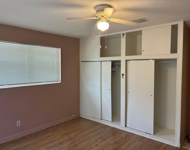517 Silver Beach Road - Photo Thumbnail 5