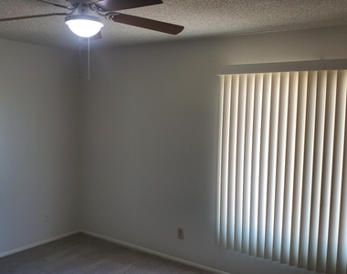 3719 W Hearn Road - Photo Thumbnail 15