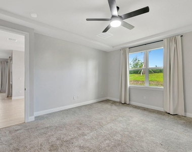 8606 Dahlia Circle - Photo Thumbnail 13