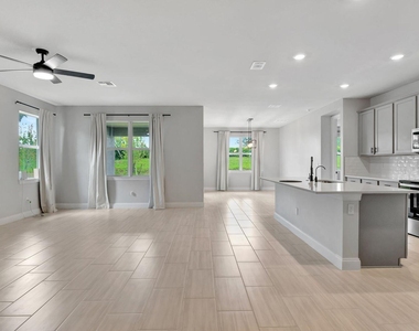 8606 Dahlia Circle - Photo Thumbnail 2