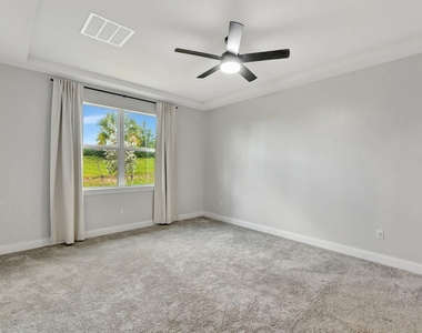 8606 Dahlia Circle - Photo Thumbnail 12
