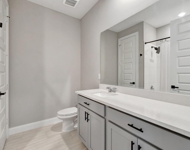 8606 Dahlia Circle - Photo Thumbnail 18