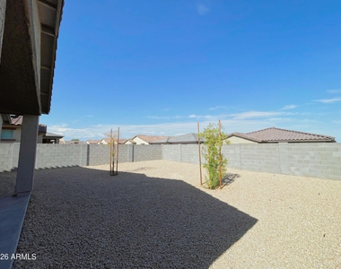 12437 N 174th Lane - Photo Thumbnail 19