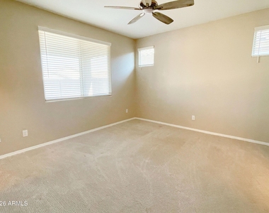 12437 N 174th Lane - Photo Thumbnail 9