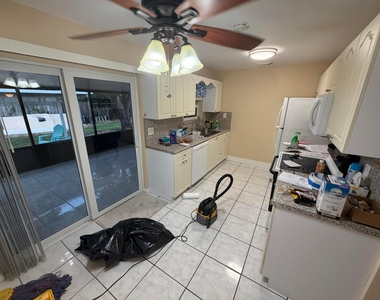 4852 Sw 44th Terrace - Photo Thumbnail 33