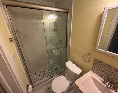 4852 Sw 44th Terrace - Photo Thumbnail 24