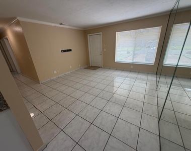 4852 Sw 44th Terrace - Photo Thumbnail 43