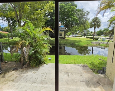 11403 Royal Palm Boulevard - Photo Thumbnail 17