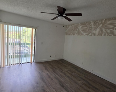 11403 Royal Palm Boulevard - Photo Thumbnail 14