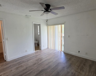 11403 Royal Palm Boulevard - Photo Thumbnail 12