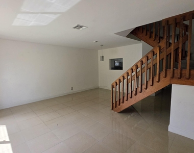 11403 Royal Palm Boulevard - Photo Thumbnail 4