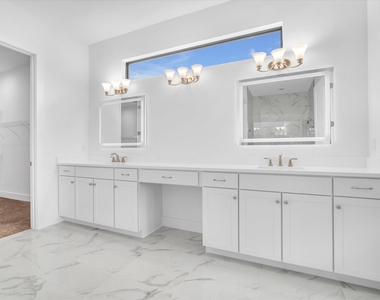 13482 Artisan Circle - Photo Thumbnail 16