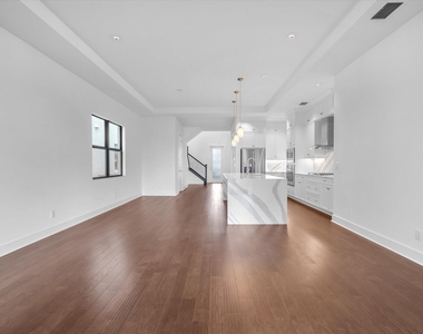 13482 Artisan Circle - Photo Thumbnail 4