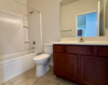 162 S 224th Drive - Photo Thumbnail 10