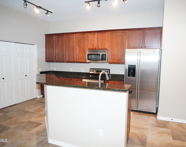 3330 S Gilbert Road - Photo Thumbnail 3
