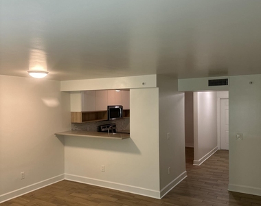 8710 Nw 35th Street - Photo Thumbnail 13