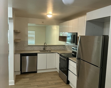 8710 Nw 35th Street - Photo Thumbnail 11