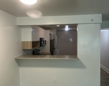 8710 Nw 35th Street - Photo Thumbnail 12